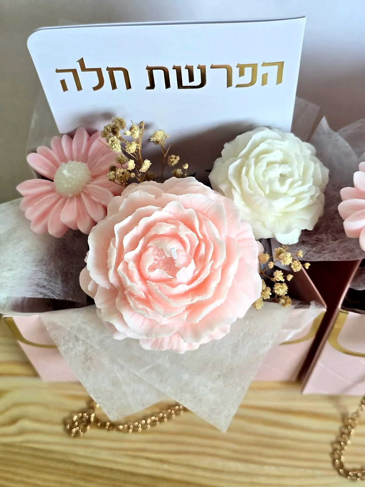 תיק פרחי נרות לאירועים